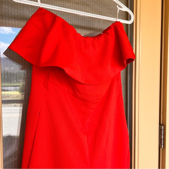 Aritzia Babaton Red Off Shoulder Flutter Jumpsuit Size 00 Missing Belt NWOT - Picture 8 of 17